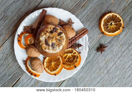 Baked apples sutffed with curds and nuts
