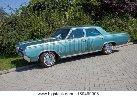 1964 Oldsmobile F-85 Classic Car