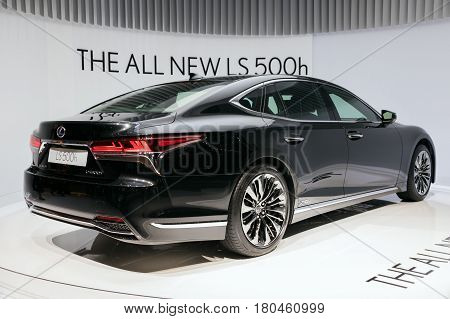 2018 Lexus Ls500H Car