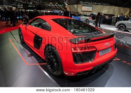 Audi R8 V10 Plus Sportscar
