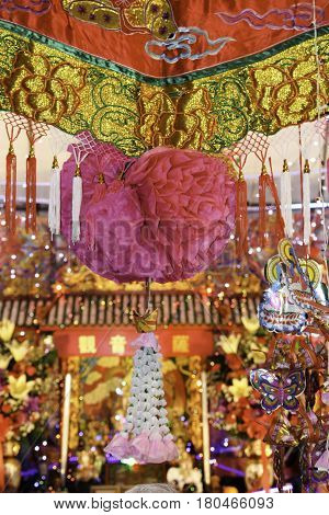 Made of pink paper on the invention for ancestor worship. Expressed its gratitude to the ancestors.