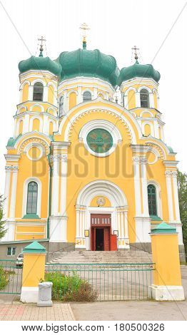 The main temple of the city Gatchina - five-domed Cathedral of St. Paul built in the years 1846-1852 by the architect Roman Kuzmin in pseudo-Russian style Russia.