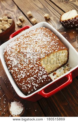 Semolina Pie With Coconut