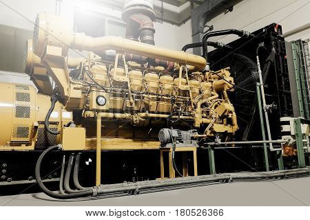 Diesel generator unit has a unit mounted radiator and fuel filter system.