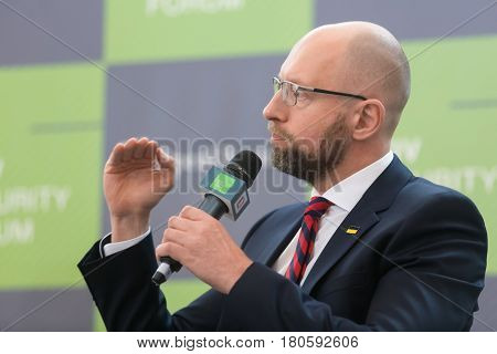Arseniy Yatsenyuk During 10Th Kyiv Security Forum