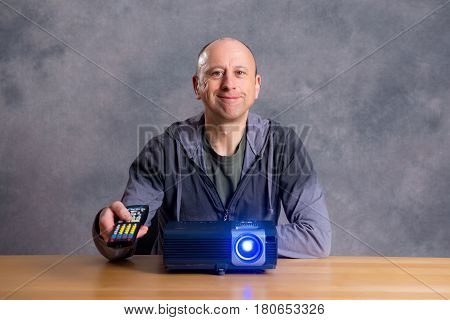 Young Man With Projektor Watch Good Film