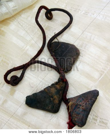 Amulet, Talisman