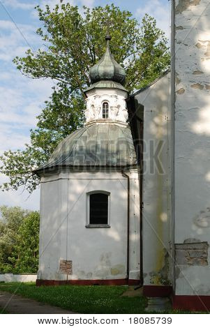 La chiesa dedicata a San Adalberto a Momina, Polonia