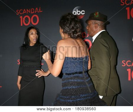 LOS ANGELES - APR 8:  Khandi Alexander, Kerry Washington, Joe Morton at the 