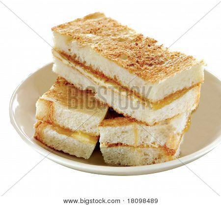 Toast mit Butter und Kaya spreads