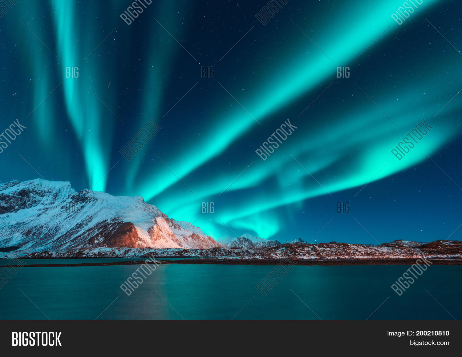 Aurora Borealis Above Image & Photo (Free Trial) | Bigstock