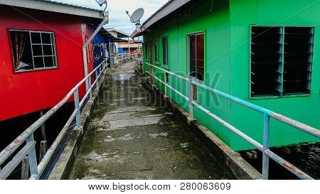 Labuan,malaysia-jan 15,2019:view Of Water Village Known As Patau Patau In Labuan Pearl Of Borneo,mal