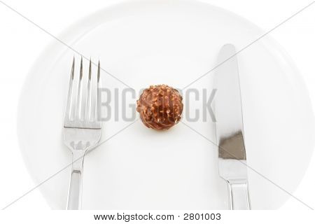 Bonbons au chocolat sur une plaque