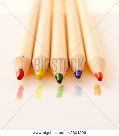 색연필