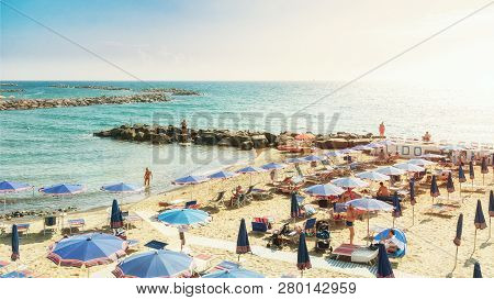 San Remo, Italy, September 18, 2018: The Beach Terrace Of The Restaurant Bar Lido Fontana In The Ita