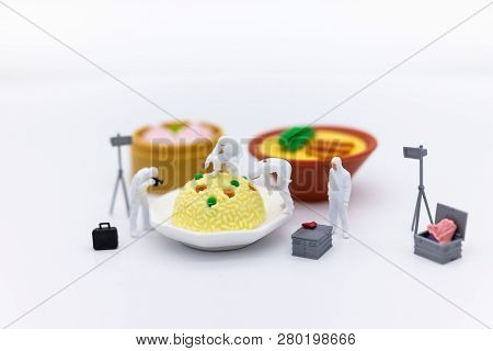 Miniature People And Food, Check The Nutritional Value, Nutrients Received In Each Meal. Image Use F