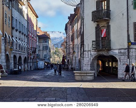 Annecy, France - December 07, 2018 - View Of The Streets In Annecy And The 