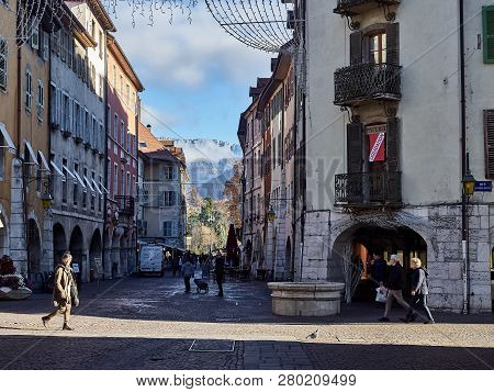 Annecy, France - December 07, 2018 - View Of The Streets In Annecy And The 