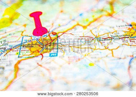 Roanoke On The Map. Atlases Of Cities For Tourists