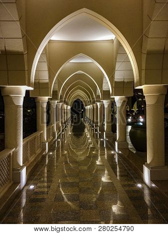 Abu Dhabi, Uae, Mar 21, 2018: Internal Columns Of The Sheik Zayed Mosque