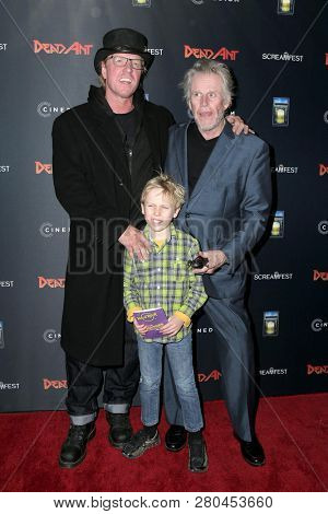 LOS ANGELES - JAN 22:  Jake Busey , Luke Sampson Busey, Gary Busey at the 