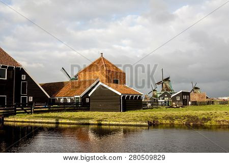 Zaandam, The Netherlands - December 10, 2009: Zaanse Schans - An Open Air Museum In The Town Of Zaan