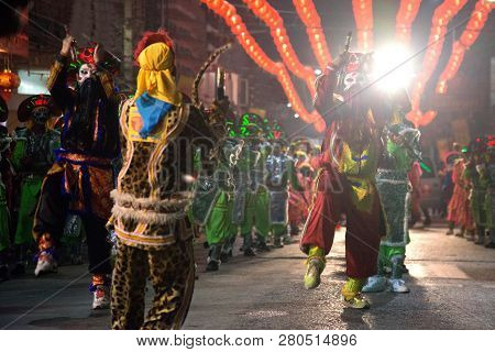 Nakorn Sawan , Thailand - February 18, 2018 : Group Of Unidentified Fighting Of Warriors ( Aung-gor 