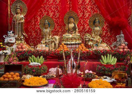 Nakorn Sawan , Thailand - February 19, 2018 : Unidentified Set Of Chinese Altar Table On Street Duri