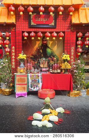Nakorn Sawan , Thailand - February 19, 2018 : Unidentified Set Of Chinese Altar Table On Street Duri