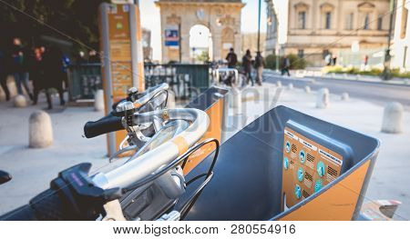 Velomagg Bike Sharing City Bikes For Rental In Montpellier