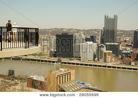 visning af Pittsburgh skyline fra Monongahela hældning