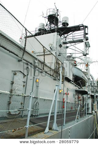 USS Perutýn (SS-298)