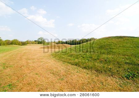 Hopewell วัฒนธรรมอุทยานประวัติศาสตร์พื้นเมืองอเมริกันอินเดียน mounds