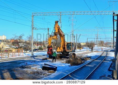 Construction Of The Railway. Preparing The Surface Of The Earth For Laying Railways. Excavator Diggi