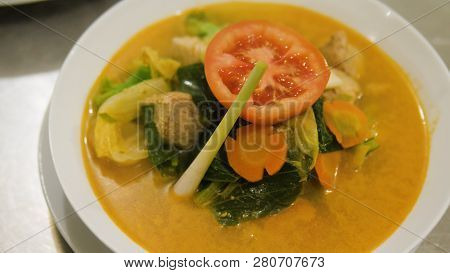 Vegetable Soup Cap Cay In Bowl. Traditional Asian Soup Cap Cay