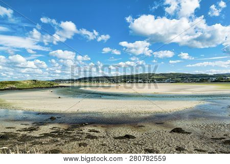 This Is A Picture Of Low Tide On The Beach At Dunfanaghy