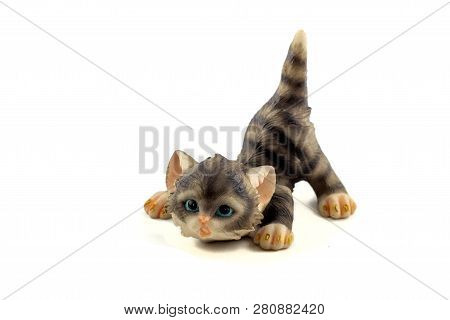 Sculpture Animals Cat On A White Background