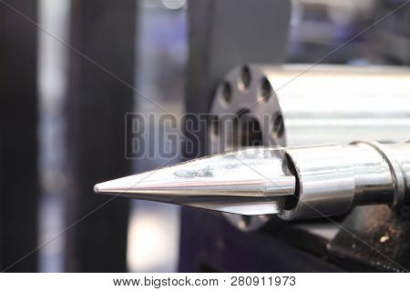 Screw Press Parts For Plastic Injection Machine ; Selective Focus