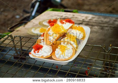 Close Up Sweet Kanom Buang - Thailand Dessert)