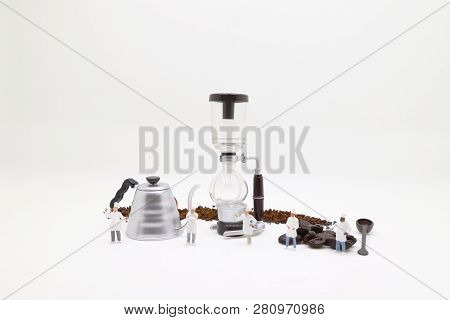 A Figure Cooker With Professional Coffee Maker