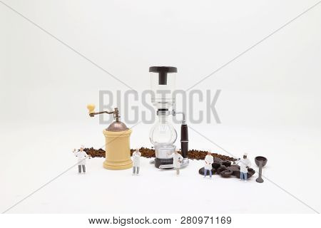 A Figure Cooker With Professional Coffee Maker