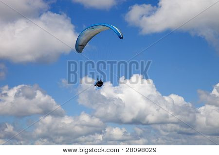 CALDELAS, PORTUGAL - 1. maj: Paragliding Festival Icaro de Caldelas 2010, i nordlige Portugal, 1