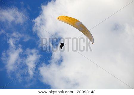 CALDELAS, PORTUGAL - 1. maj: Paragliding Festival Icaro de Caldelas 2010, i nordlige Portugal, 1