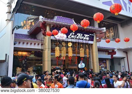 Manila, Ph - Feb 5 - People Gather During Chinese New Year On February 5, 2019 In Manila, Philippine