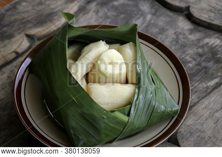 Tapai Or Tape Or Peuyeum Are Traditional Food Snack From Indonesia, Made From Fermented Cassava. Ser