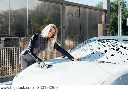 Beautiful Blonde Woman Image & Photo (Free Trial) | Bigstock