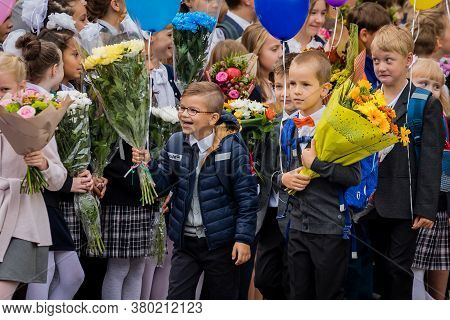 Saint Petersburg, Russia September 1, 2018 School 667 Nevsky District. Gatheringofstudentsnearthesch