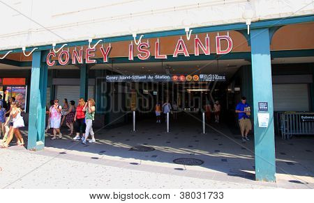 Coney Island undergrundsbane Station indgang