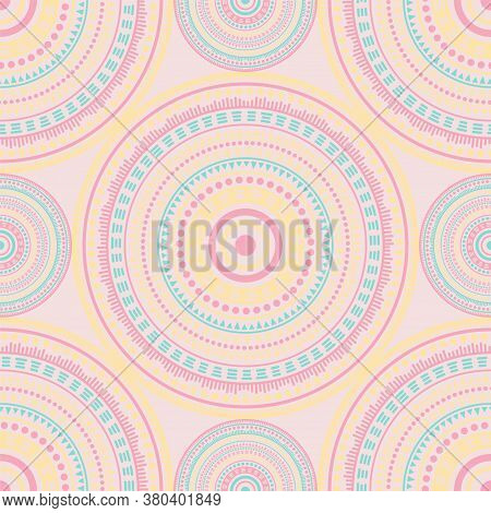 Damask Folk Motifs Seamless Pattern. Circle Medallion Mandala Geometric Tiles. Textile Print Templat