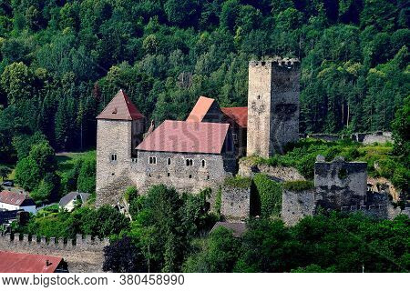 Picture Hardegg Castle, A Medieval Castle From The 11th Century On The Sections Of The River Dyje, A